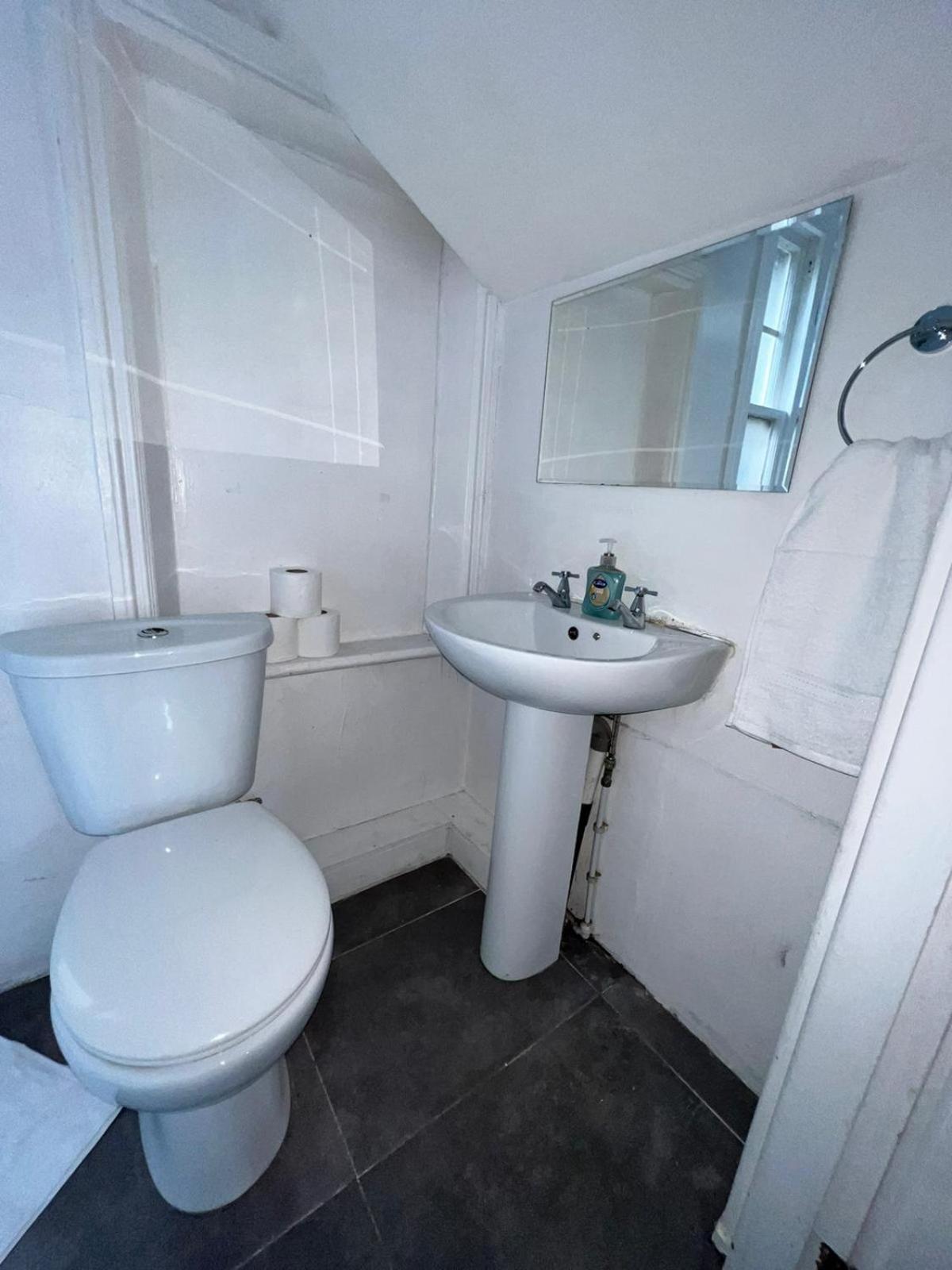 Islington Budget Guesthouse Londen Buitenkant foto